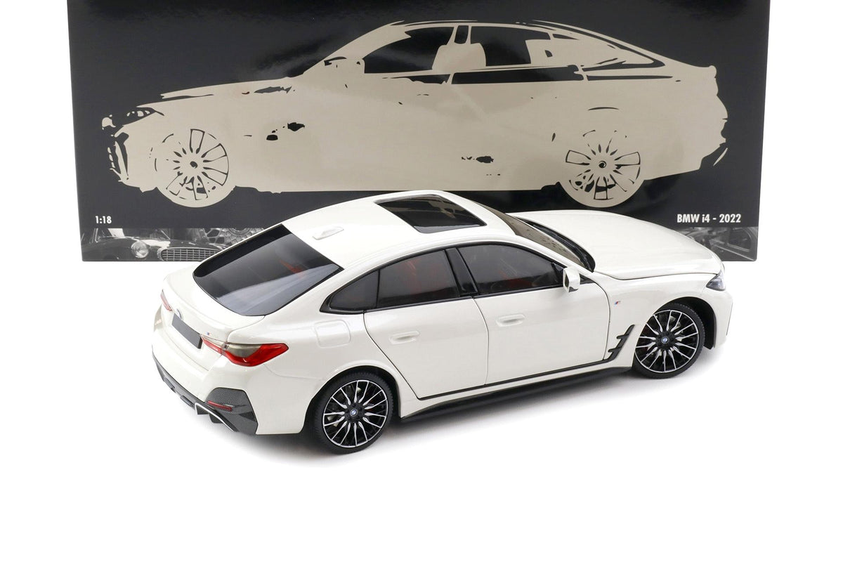 BMW i4 M50 2022 alb - 1/18 Minichamps