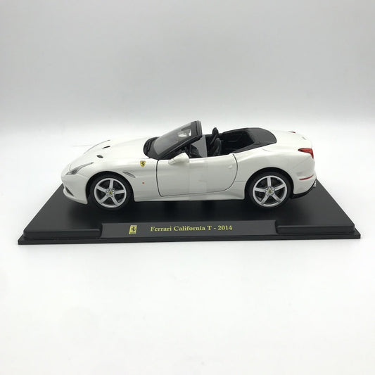 Ferrari California T 2014 Alb cu vitrina plexiglass - 1/24 Bburago