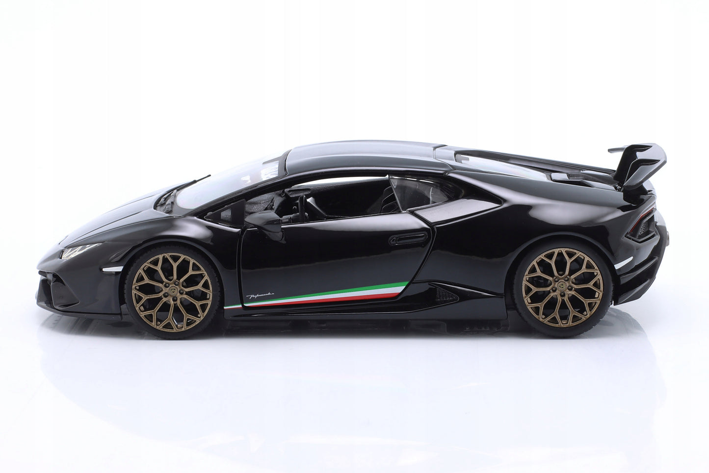 Lamborghini Huracan Performante negru - 1/24 Bburago
