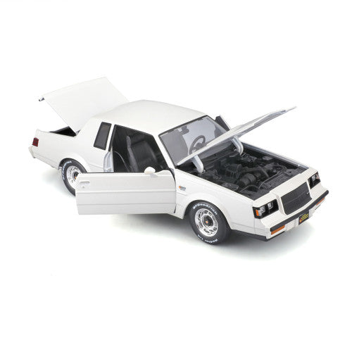 Buick Grand National 1987 alb - 1/18 Maisto