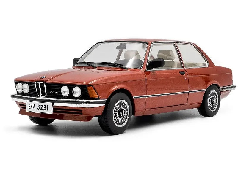 BMW 323i caramiziu - 1/18 Solido
