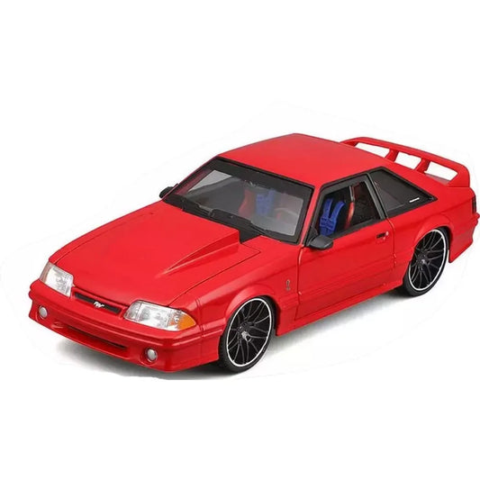 Ford Mustang SVT Cobra 1993 - 1/24 Maisto Design