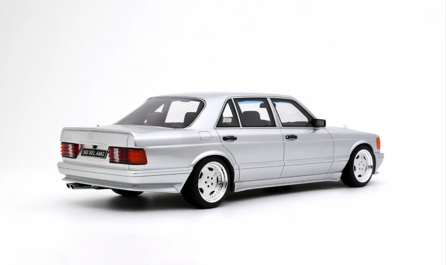 Mercedes-Benz 560 W126 6.0 SEL AMG - 1/18 Otto Mobile