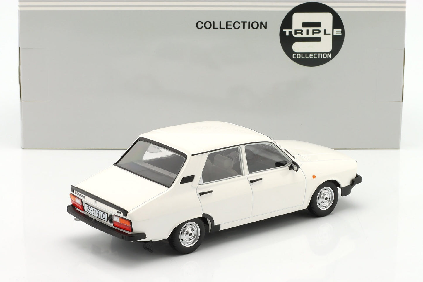 Dacia 1310L 1993 alba - 1/18 Triple 9