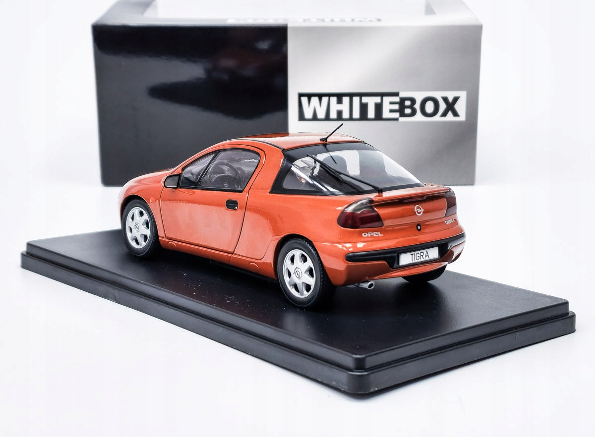 Opel Tigra 1994 - 1/24 Whitebox
