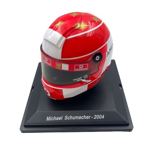 Casca Michael Schumacher 2004 cu vitrina plexiglass - 1/5 Spark