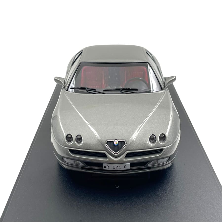 Alfa Romeo GTV 2.0 V6 TB 1998 gri metalic - 1/18 Mitica
