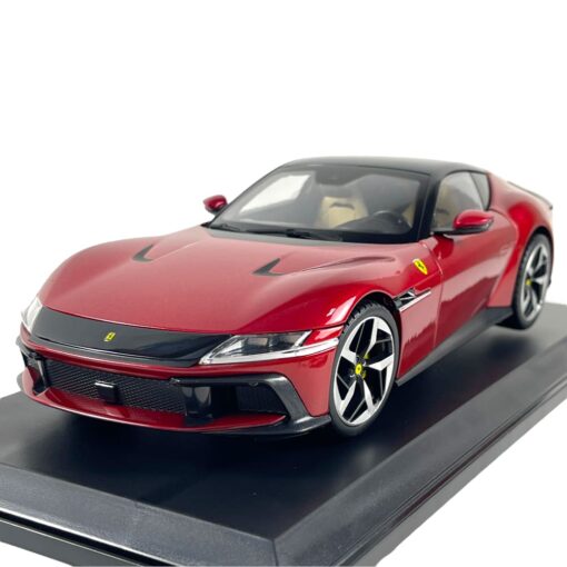 Ferrari 12 Cilindri visiniu - 1/18 Polistil