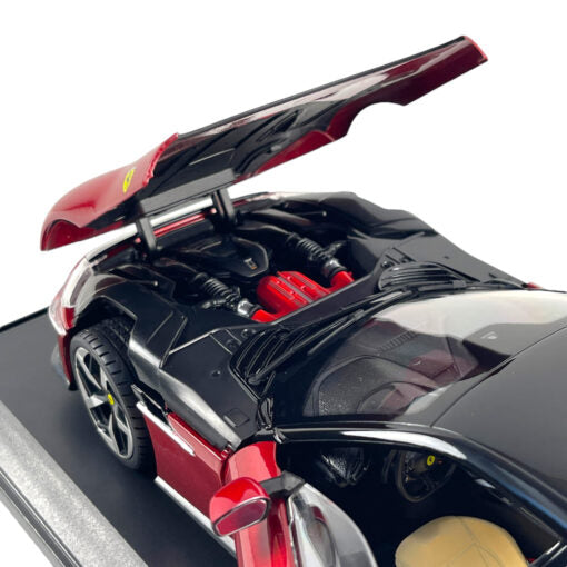 Ferrari 12 Cilindri visiniu - 1/18 Polistil