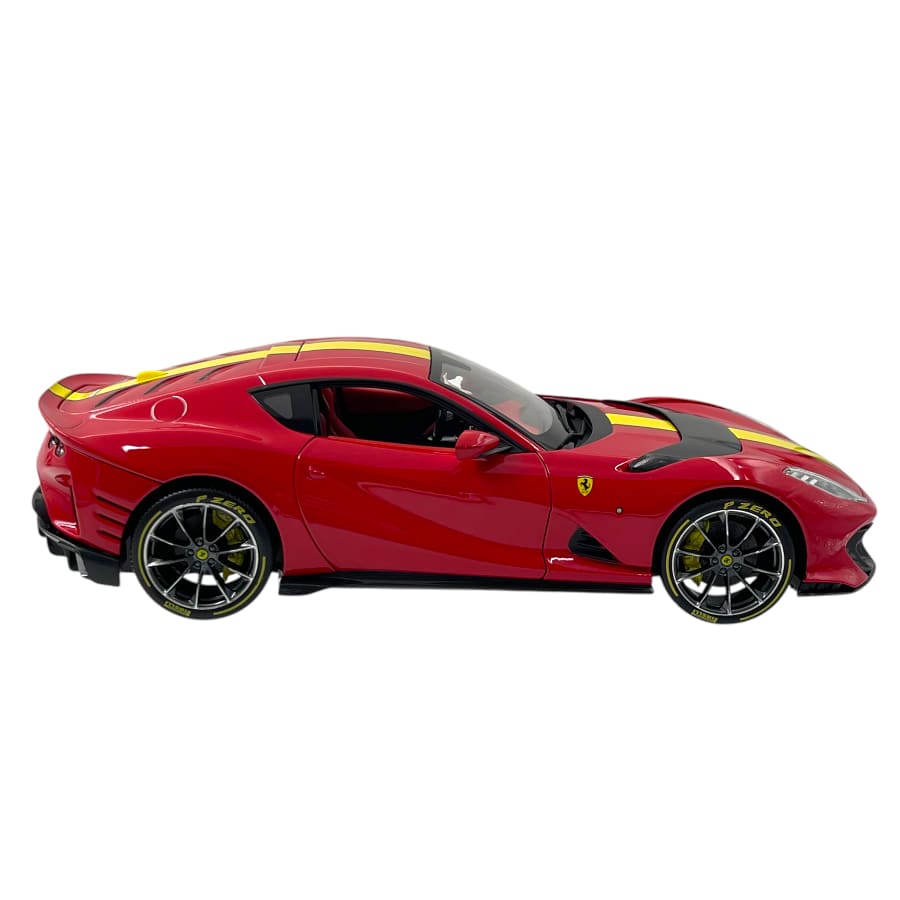 Ferrari 812 Competizione rosu - 1/18 Bburago Signature