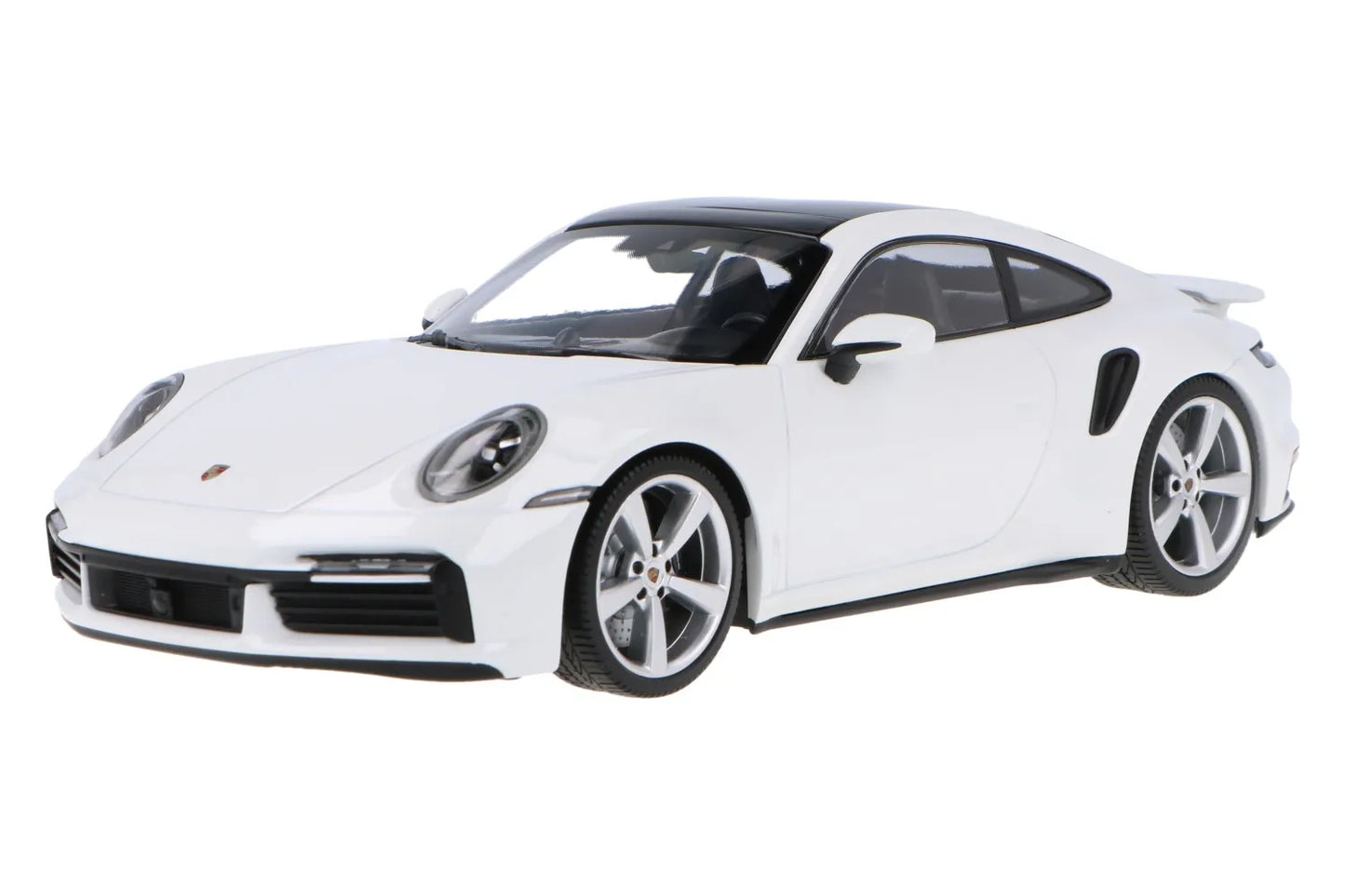 Porsche 911 Turbo S year 2021 alb - 1/18 Minichamps