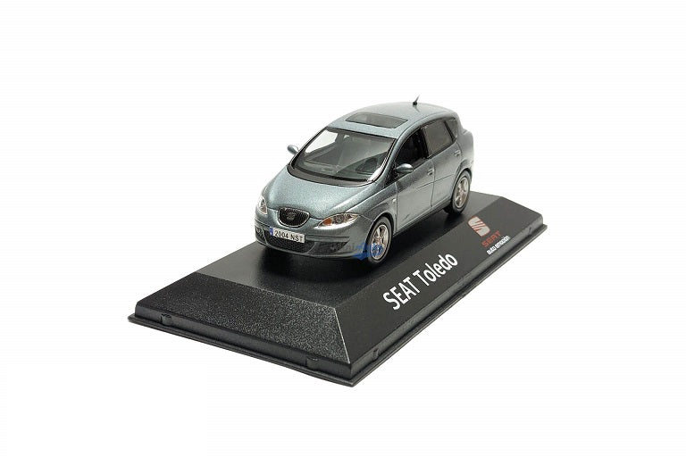 Seat Toledo cu vitrina plexiglass - 1/43 Dealer Edition