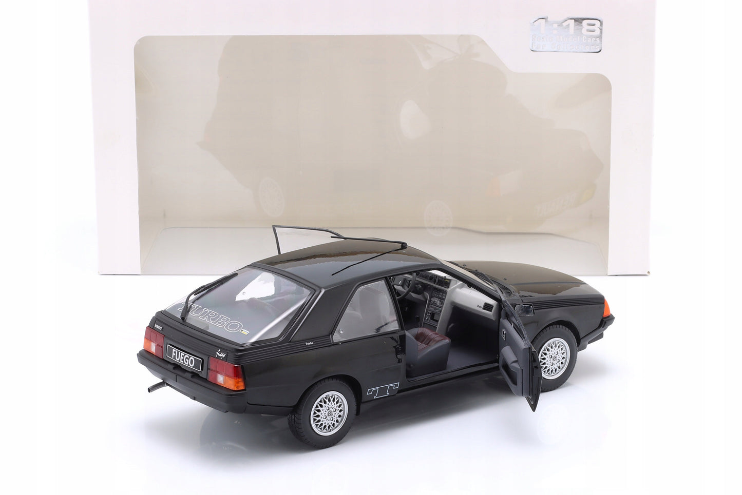 Renault Fuego Turbo 1980 negru - 1/18 Solido
