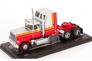 Camion Cap Tractor Mack Superliner Magnum 1985 cu vitrina plexiglass - 1/43 Ixo Modelcars