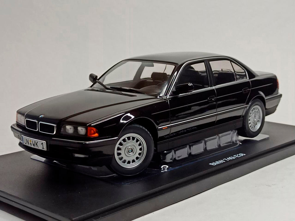 BMW 740i E38 negru - 1/18 KK-Scale