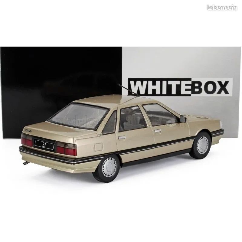 Renault 21 - 1/24 Whitebox