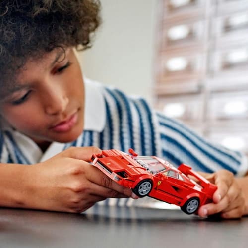 LEGO Speed Champions 76934 - Supermasina Ferrari F40 (318 piese)