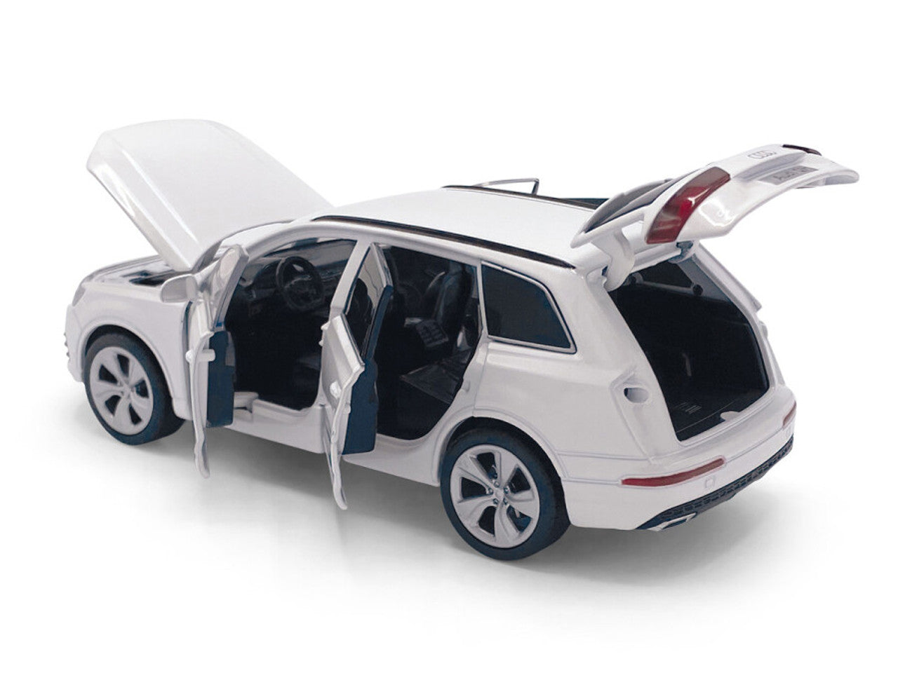 Audi Q7 alb - 1/32 Tayumo