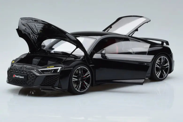 Audi R8 Coupe negru - 1/18 KengFai