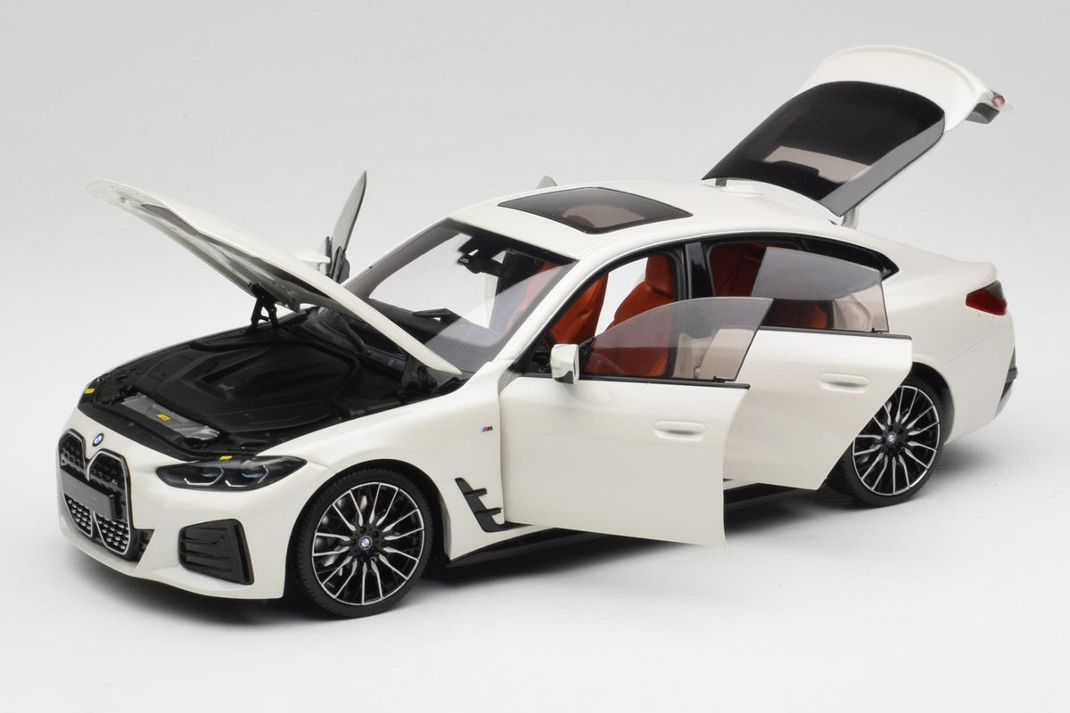 BMW i4 M50 2022 alb - 1/18 Minichamps