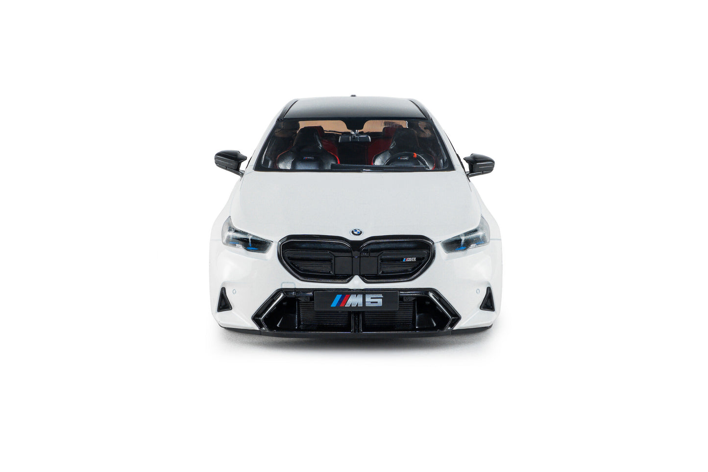 BMW M5 Touring 2025 alb - 1/18 Solido