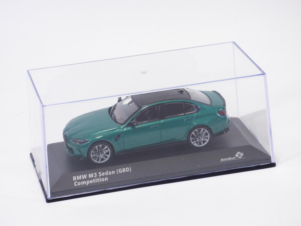BMW M3 Sedan G80 Competition verde cu vitrina plexiglass - 1/43 Solido