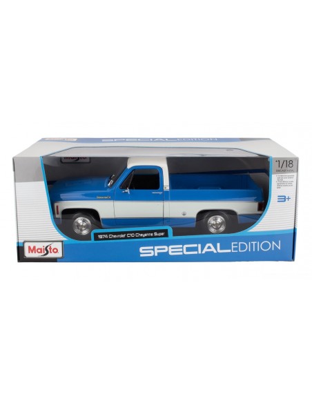 Chevrolet C10 Cheyenne Super 1974 albastru/alb - 1/18 Maisto
