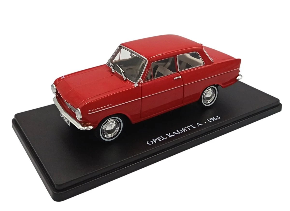 Opel Kadett A 1963 cu vitrina plexiglass - 1/24 Edicola