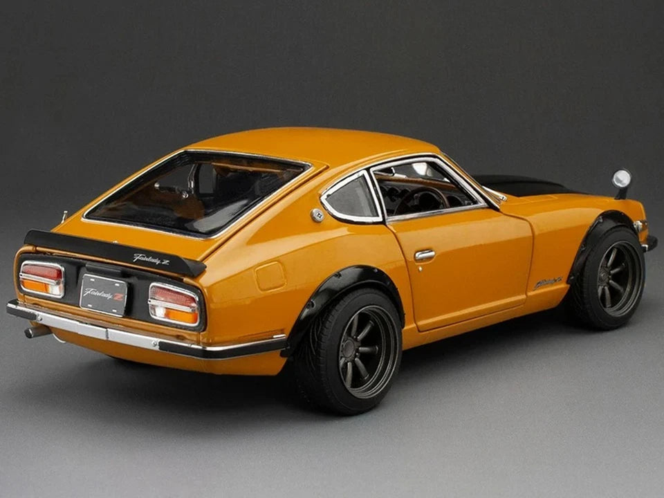 Datsun Fairlady Z 1971 orange - 1/18 Sun Star