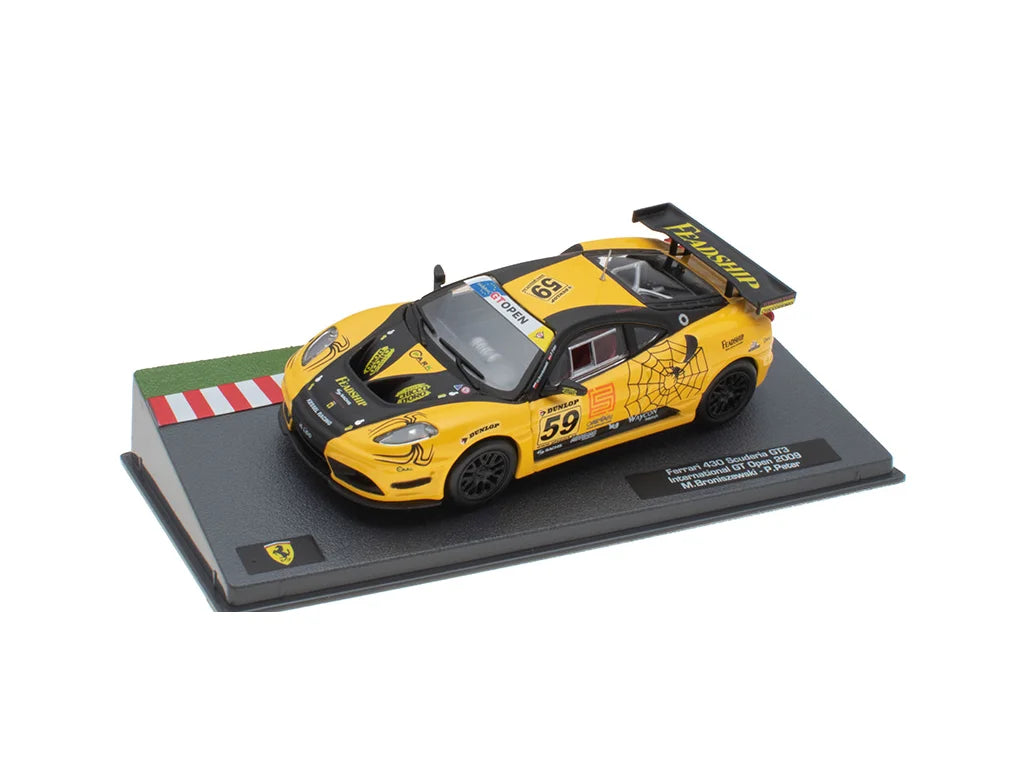 Ferrari 430 Scuderia GT3 International GT Open 2009 cu vitrina plexiglass - 1/43 Edicola