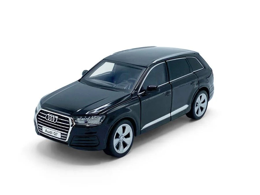 Audi Q7 negru - 1/32 Tayumo