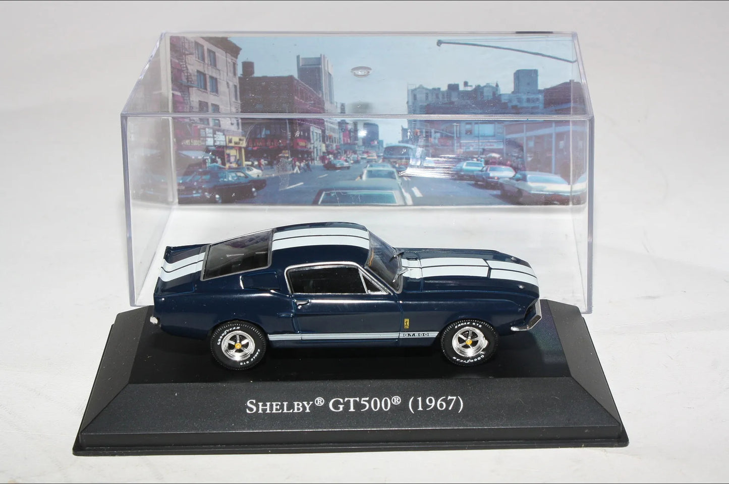 Shelby GT500 1967 cu vitrina plexiglass - 1/43 Altaya