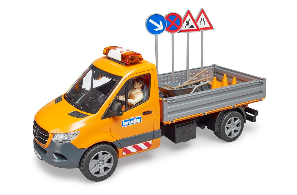 BRUDER 02677 - Mercedes Benz Sprinter basculabil cu girofar, sofer si accesorii