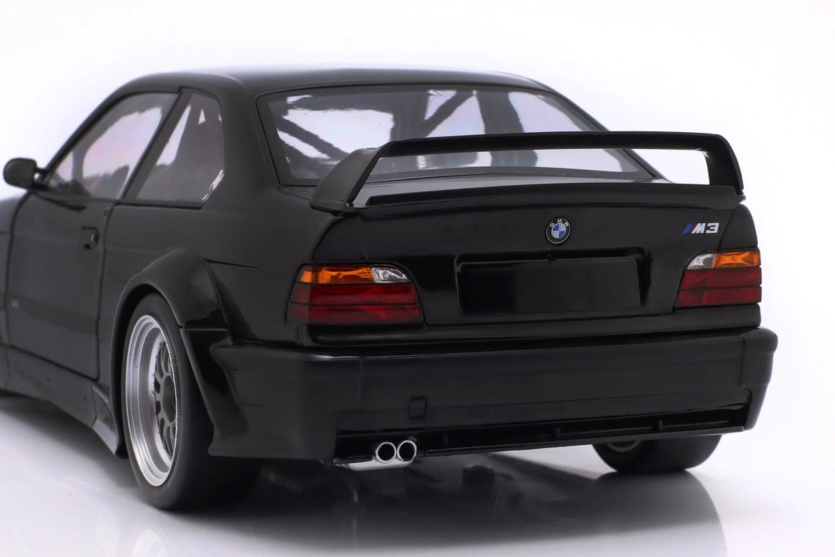 BMW M3 E36 GTR plain body black - 1/18 Werk83