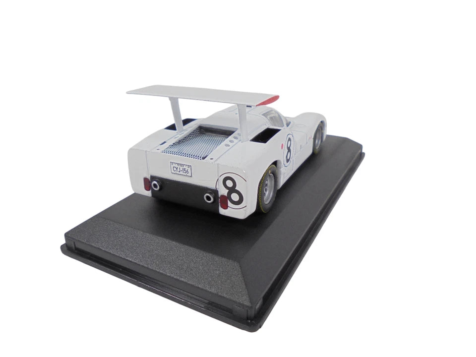 Chaparral 2F B.Johnson si B.Jennings #8 1967 cu vitrina plexiglass - 1/43 Altaya