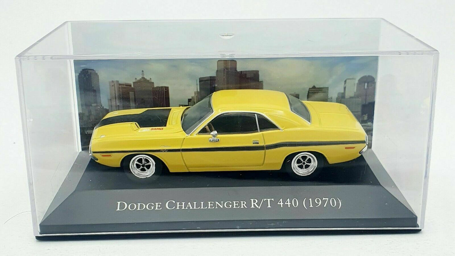 Dodge Challenger R/T 440 1970 cu vitrina plexiglass - 1/43 Altaya