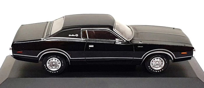 Dodge Charger 1972 cu vitrina plexiglass - 1/43 Altaya