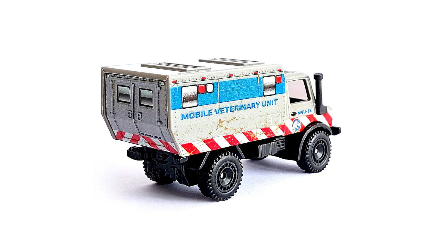 Mercedes-Benz Unimog U 1300 L - 1/64 Hot Wheels Premium