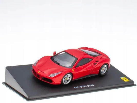 Ferrari 488 GTB 2015 cu vitrina plexiglass - 1/43 Altaya
