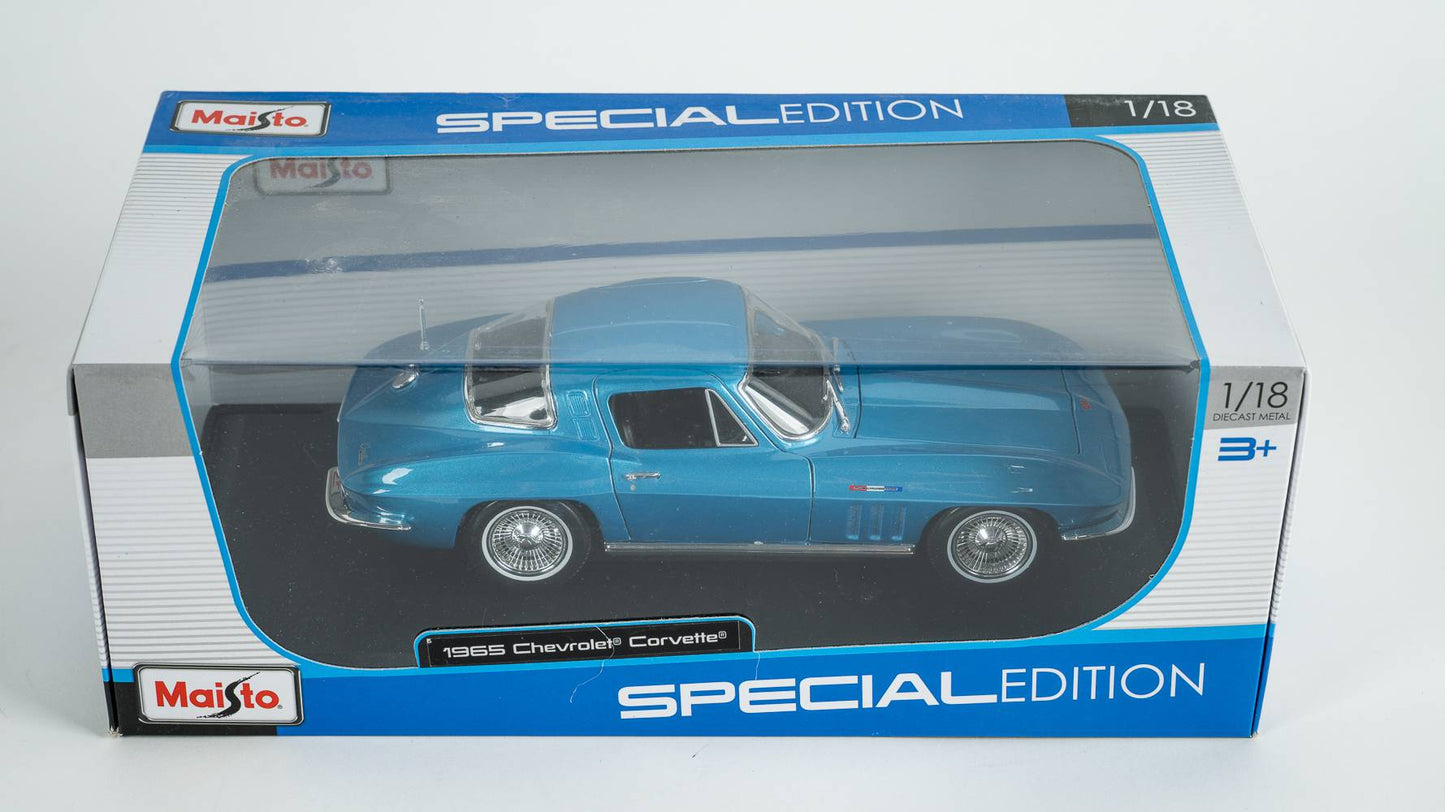 Chevrolet Corvette 1965 bleu - 1/18 Maisto