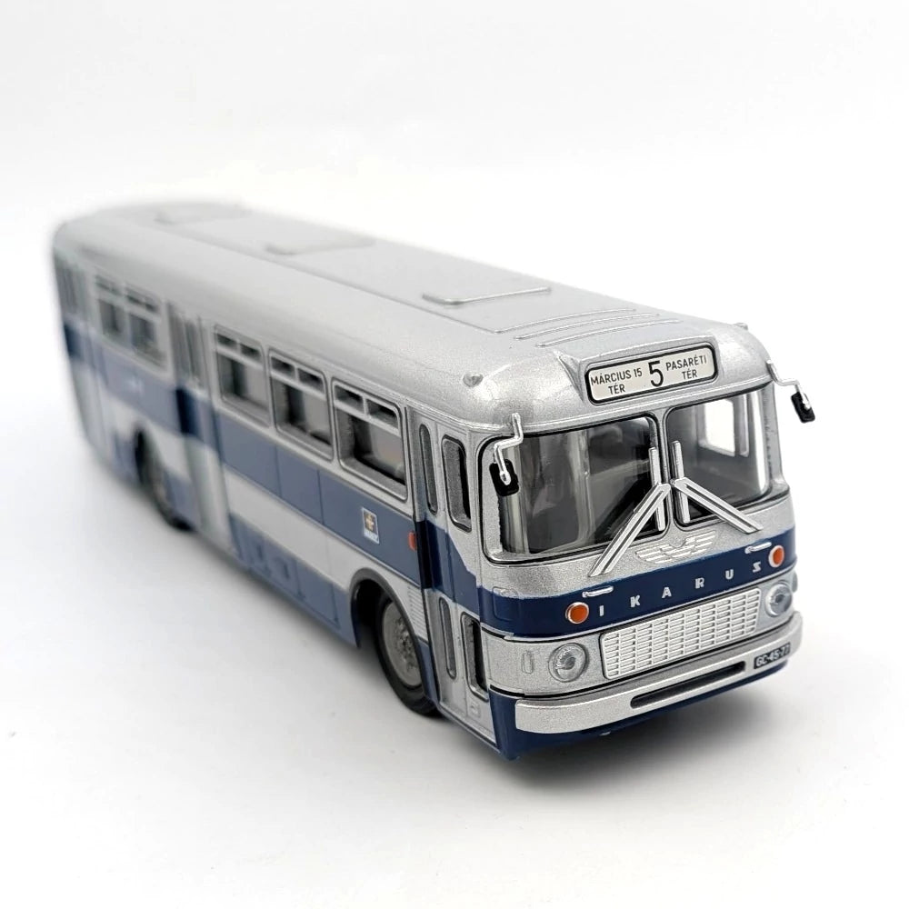 Autobuz Ikarus 556 - 1/43 Premium Classixxs
