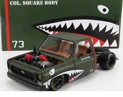 Chevrolet Cheyenne Super 10 1973 Col. Square Body - 1/24 M2 Machines