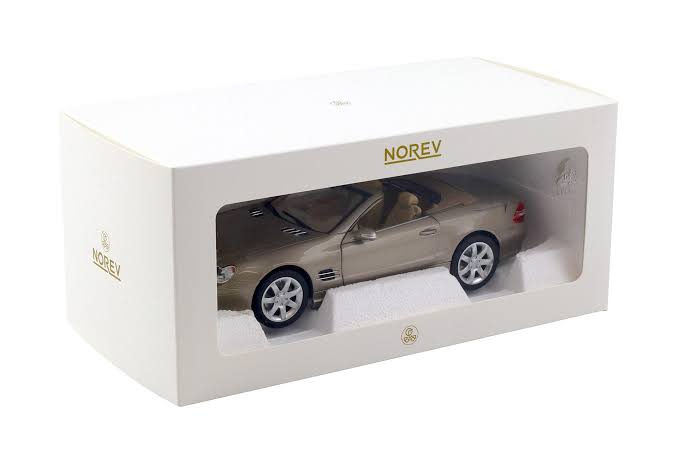 Mercedes-Benz SL 500 2003 Type R230 travertin beige metallic - 1/18 Norev