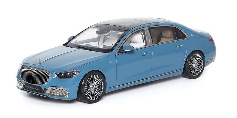 Mercedes-Maybach S-Class 2021 vintage blue - 1/18 Almost Real