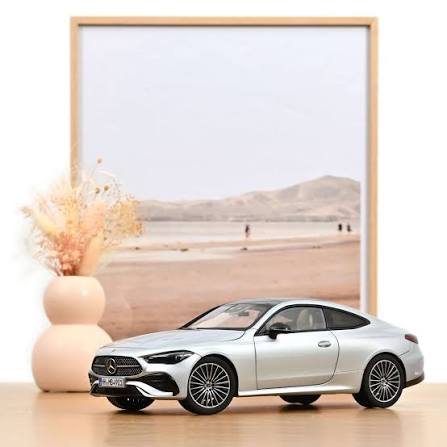 Mercedes-Benz CLE Coupe 2024 argintiu - 1/18 Norev