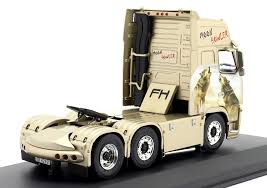 Camion Cap tractor Volvo FH16 Truck 2003 Moon Howler - 1/43 Hachette