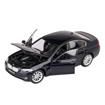BMW 535i F10 gri inchis - 1/24 Welly