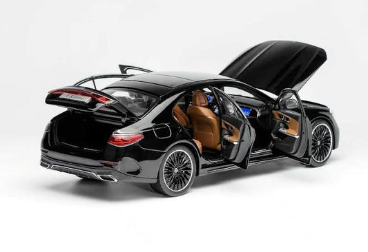 Mercedes E-Klasse W214 negru - 1/18 IScale