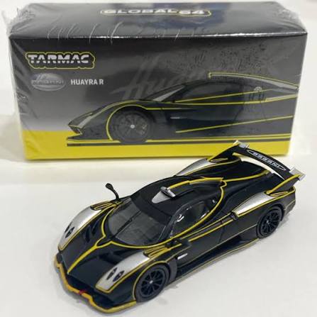 Pagani Huayra R matt black/silver - 1/64 Tarmac
