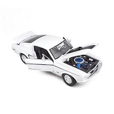 Ford Mustang GT Cobra Jet 1968 alb - 1/18 Maisto